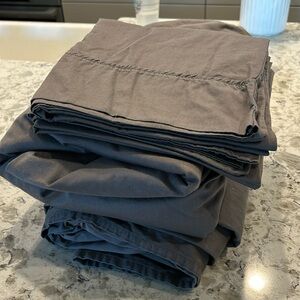 XOOX CALIFORNIA KING SHEET SET 2 cases